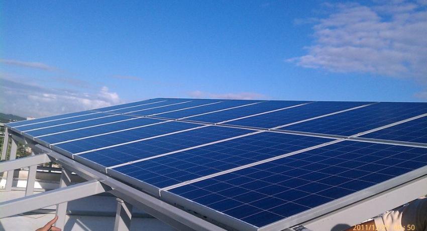 Solar panel array